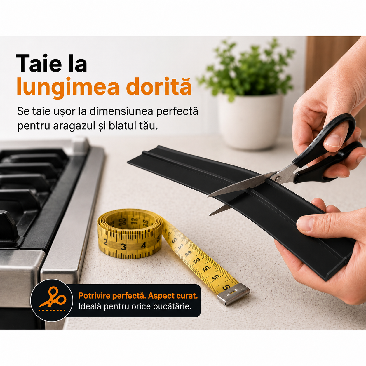 Două protecții negre pentru spațiul dintre aragaz și blat
